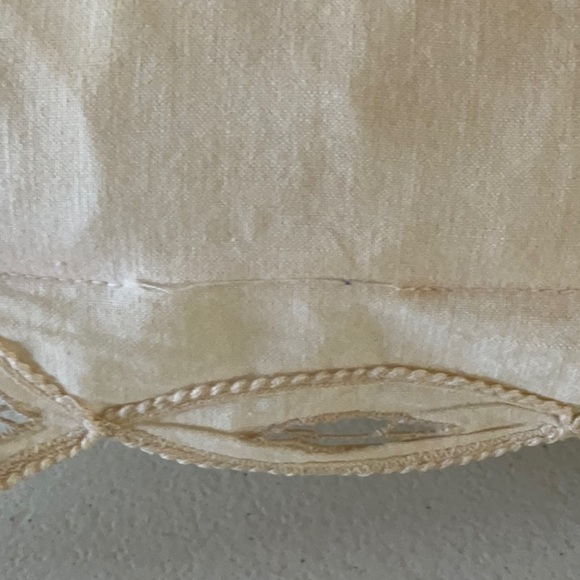 Two cream colored cotton battenburg pillow - Picture 6 of 10